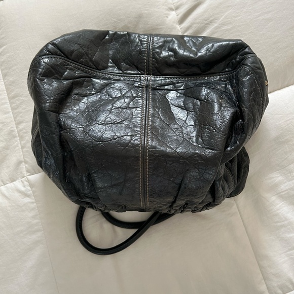 9🔥 MIU MIU BLACK VITELLO SHINE LEATHER GATHERED HOBO 🔥 - Picture 5 of 12